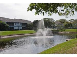 CARRIAGE GATE CONDO - Residential