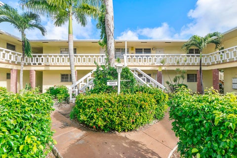 Photo of 1501 ARTHUR Street #5, Hollywood, FL 33020 (MLS # B26072774)