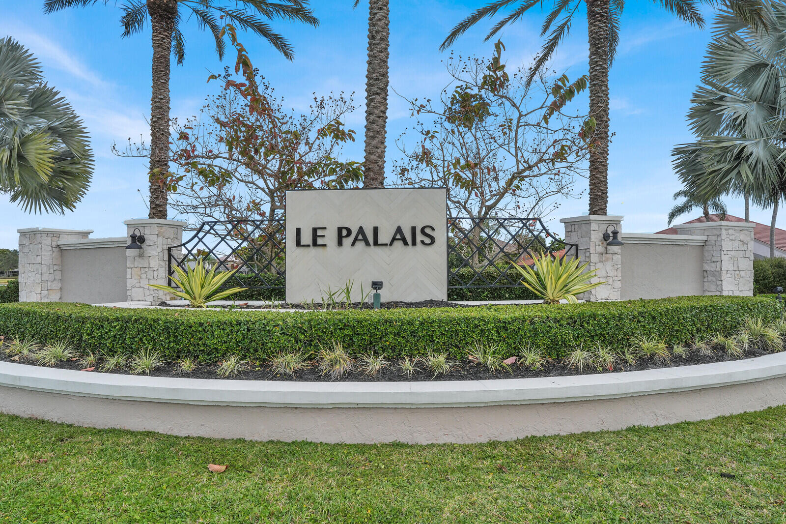 Le Palais - Residential