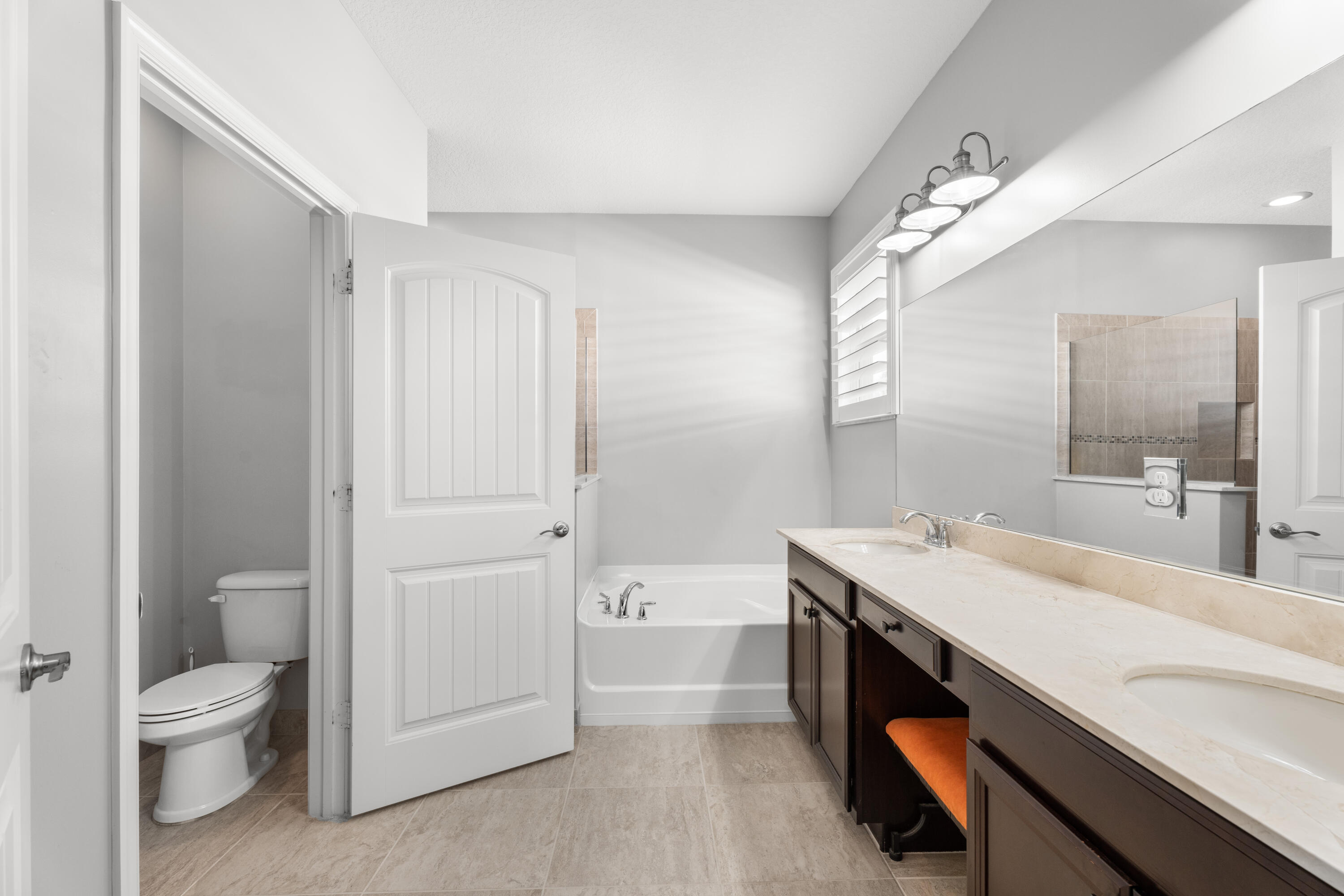 PINEAPPLE PLANTATION (AKA PINES) - Residential