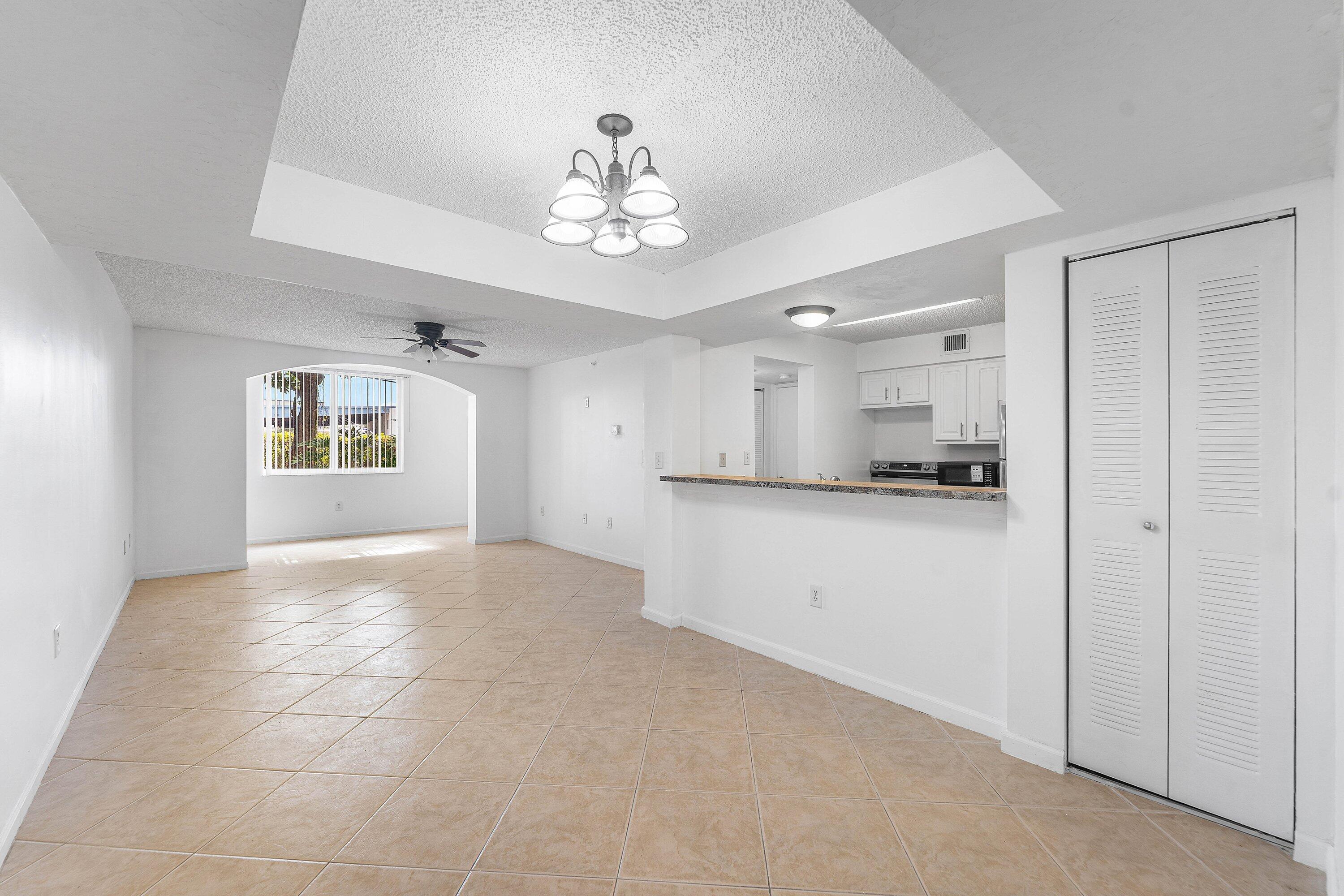 HYPOLUXOS MARINERS CAY CONDO - Residential Lease