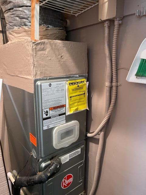 STERLING VILLAGE 370 CONDO - Residential