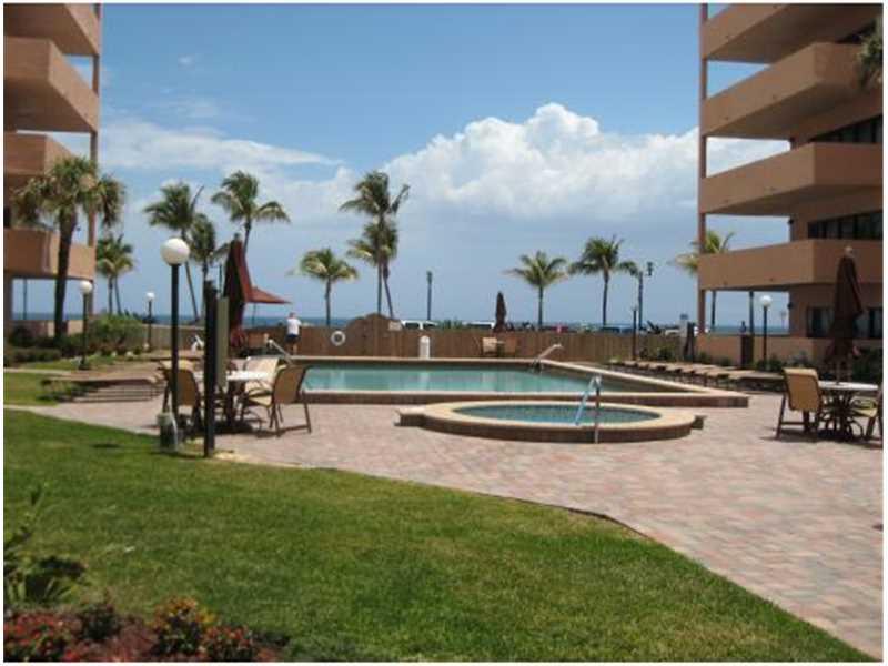 BEACH HOUSE - Residential