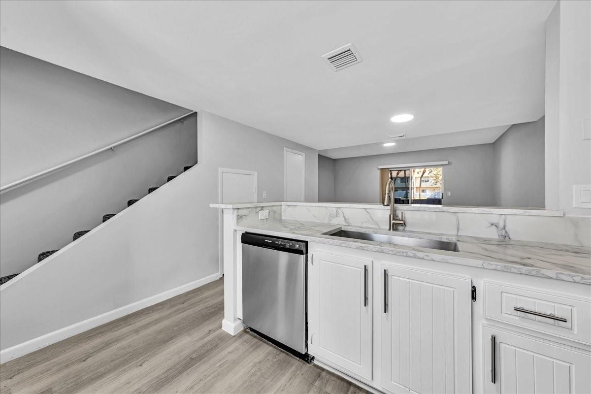 159 SW 3rd St 159