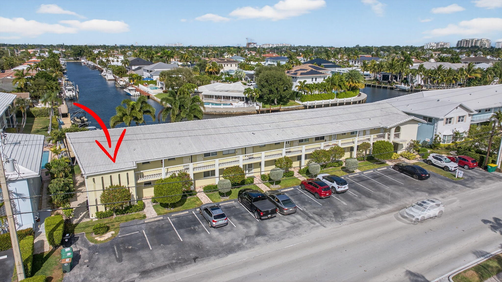 HAMPTON HOUSE CONDO - Residential