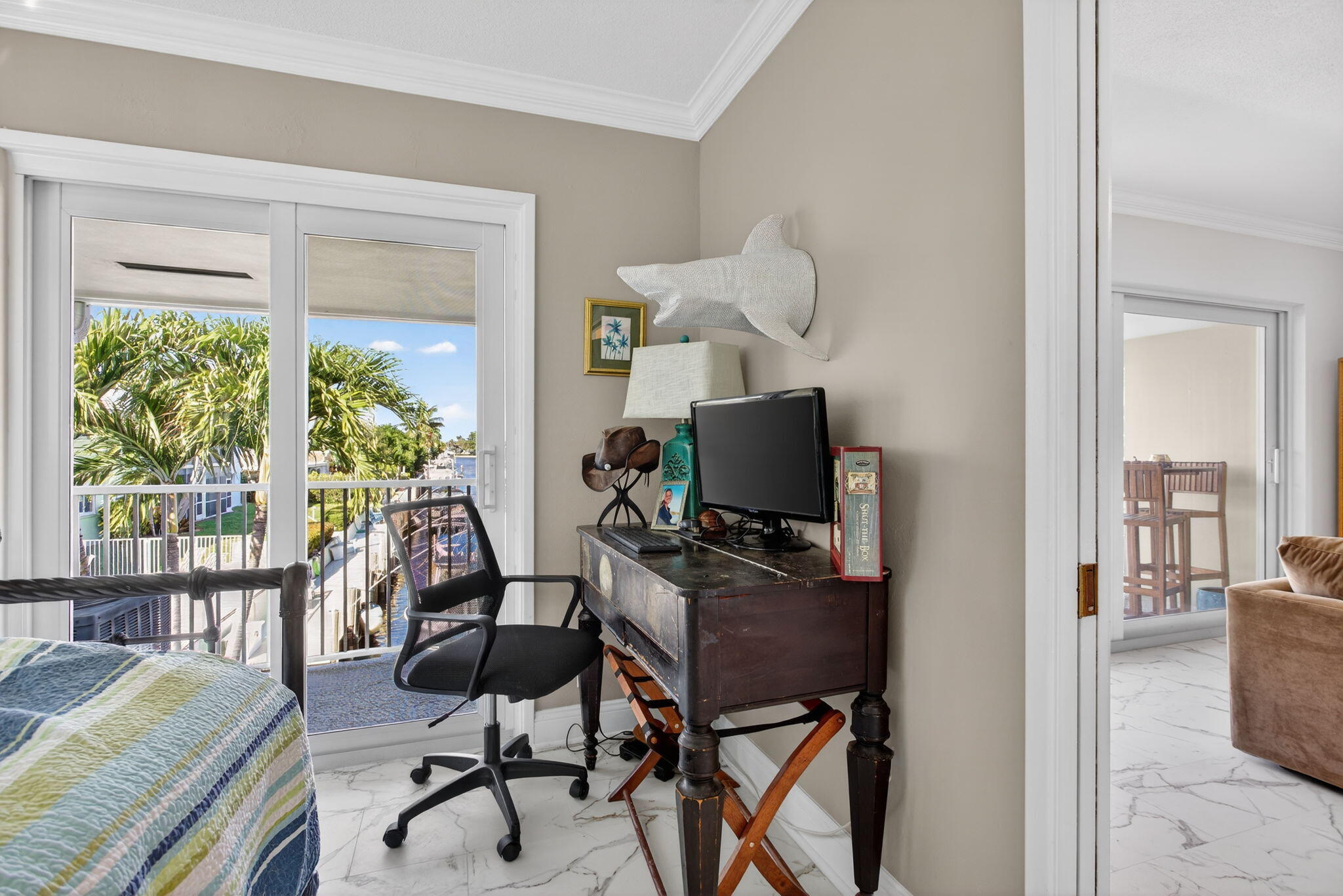 HAMPTON HOUSE CONDO - Residential