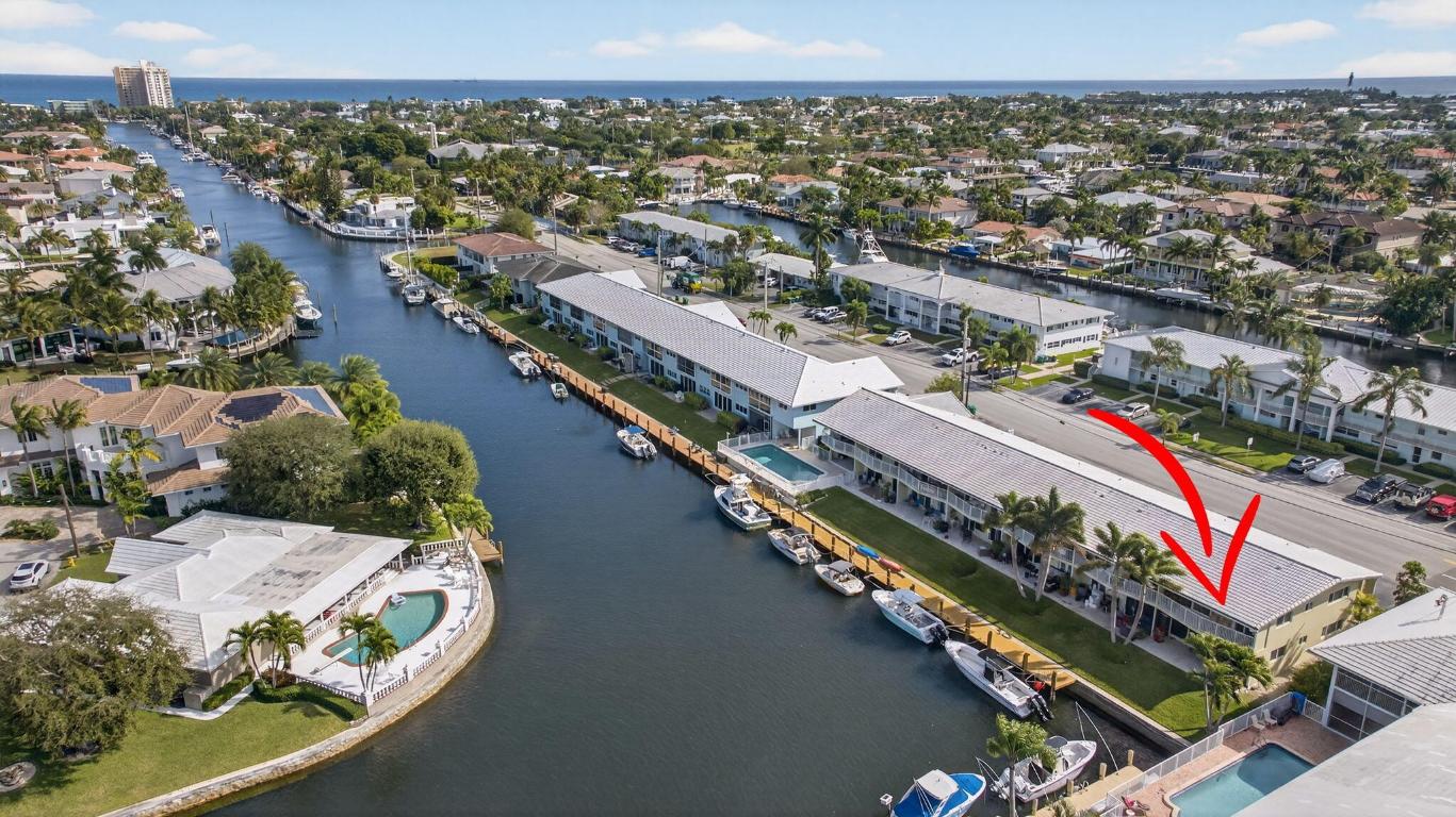 HAMPTON HOUSE CONDO - Residential