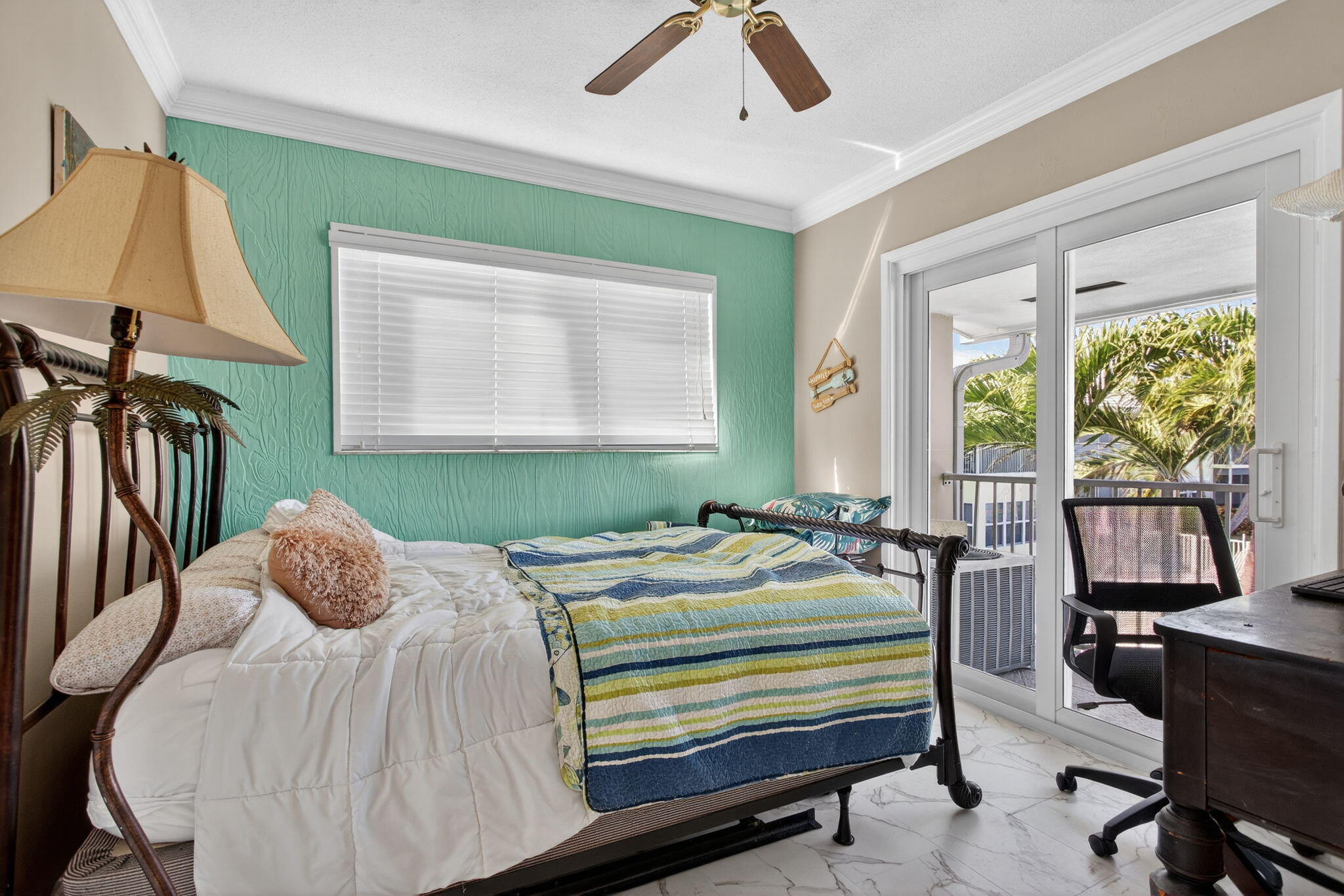 HAMPTON HOUSE CONDO - Residential