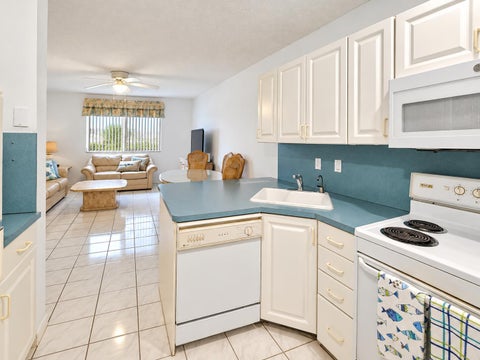 Tiny photo for 6263 NE 19TH Avenue #1005, Fort Lauderdale, FL 33308 (MLS # B26088354)
