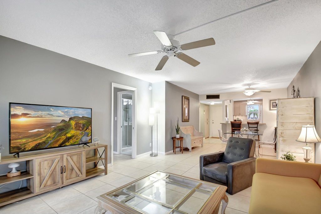 Photo of 720 E Ocean Avenue W #102, Boynton Beach, FL 33435 (MLS # R11047505)