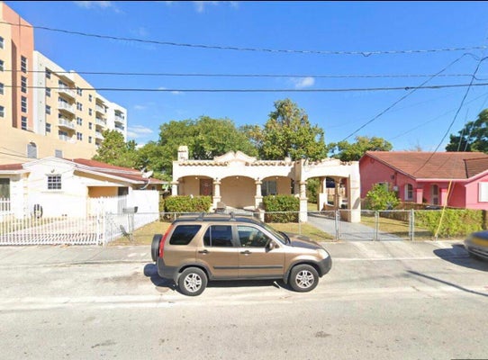 1611 NW 52ND ST, MIAMI, FL 33142 - Image 41f1bc7cc51ee12d14e9d9da58ef935e/2101622616