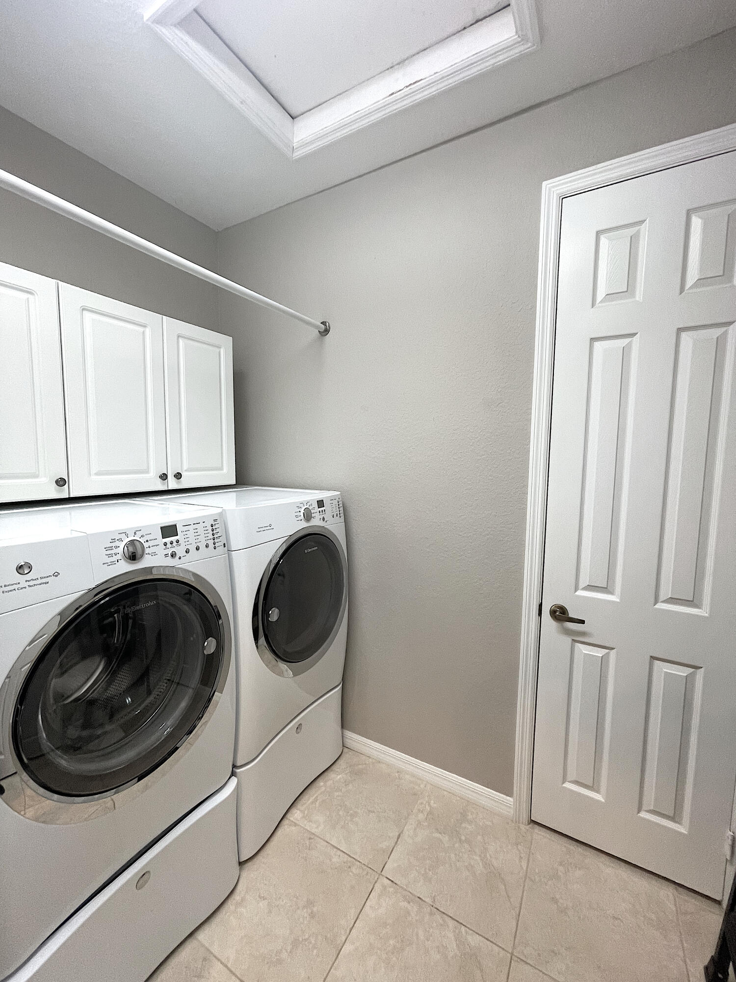 VERONA TRACE SUB & THE VILLAS AT VERONA TRACE - Residential