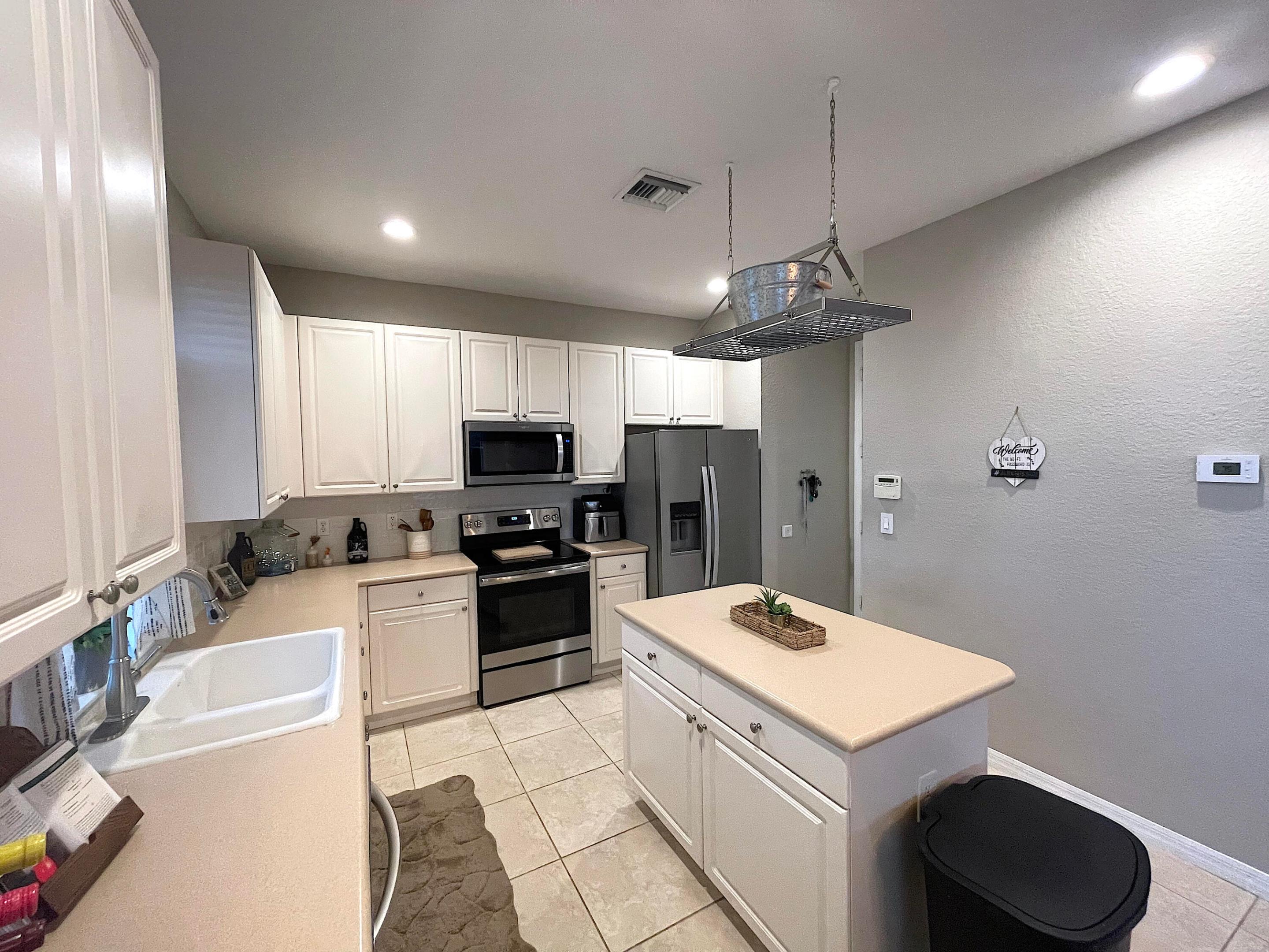 VERONA TRACE SUB & THE VILLAS AT VERONA TRACE - Residential