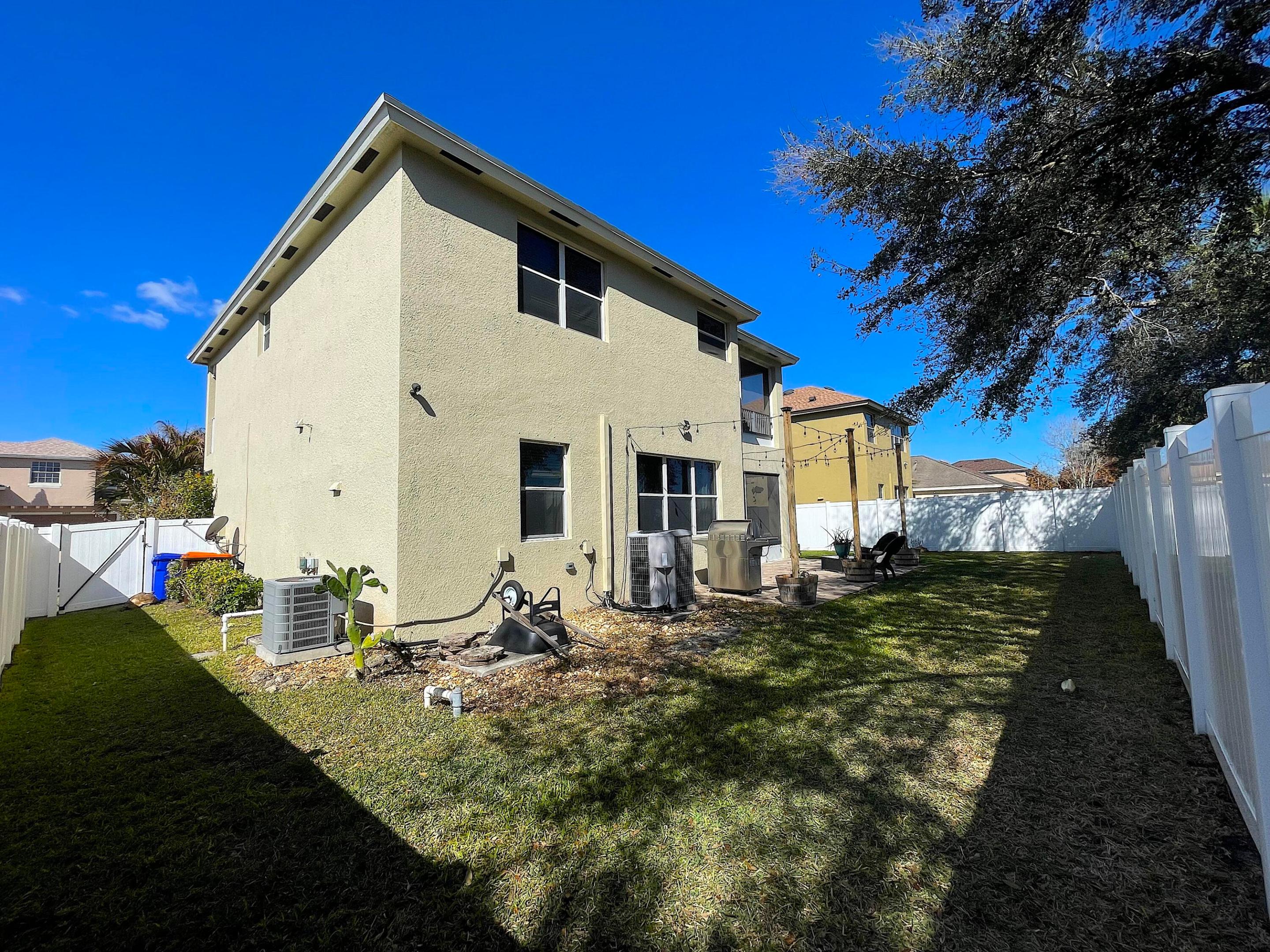 VERONA TRACE SUB & THE VILLAS AT VERONA TRACE - Residential