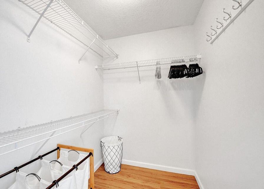 MEZZANO CONDOMINIUM - Residential Lease