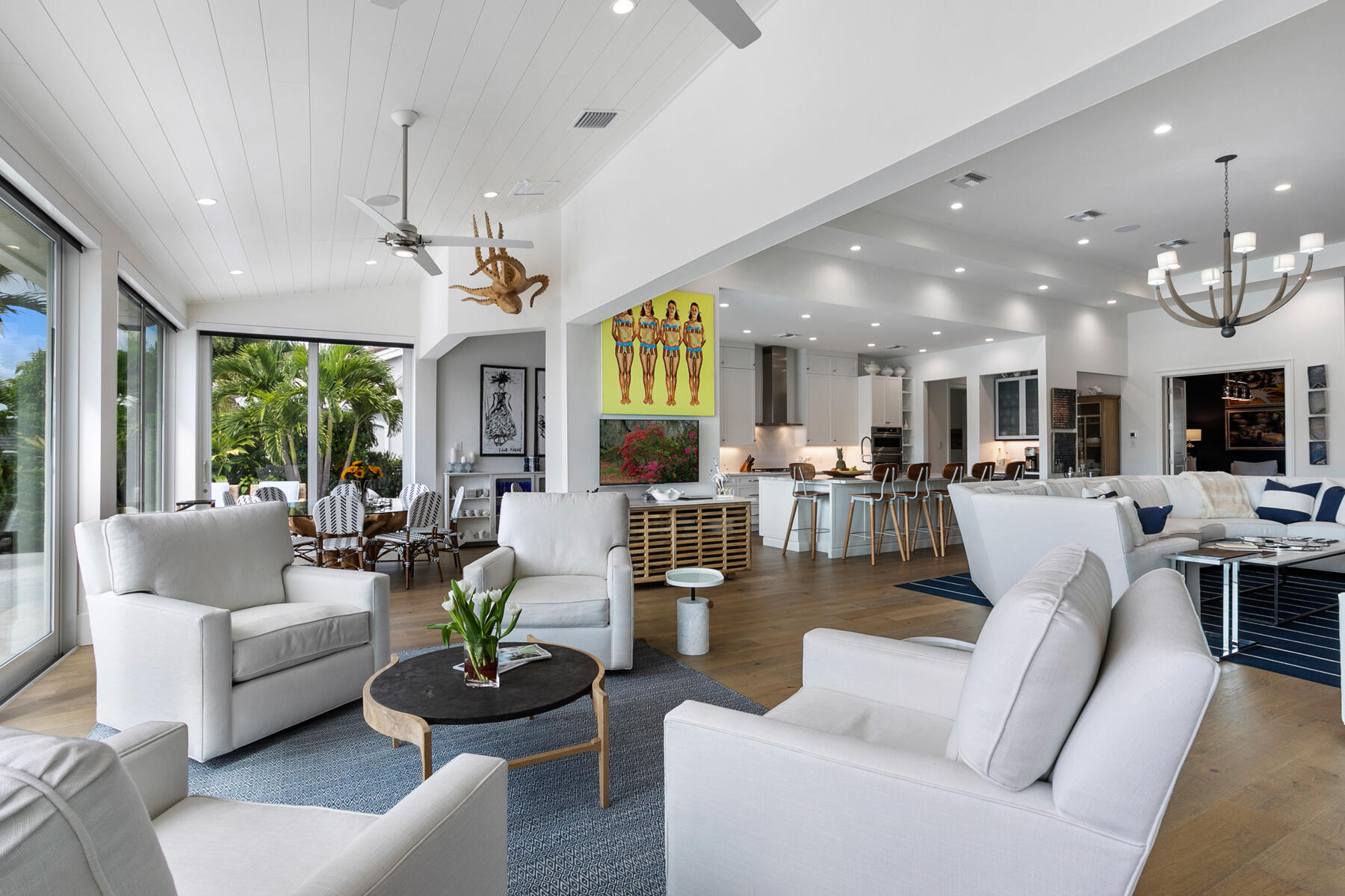 ADMIRALS COVE - Residential