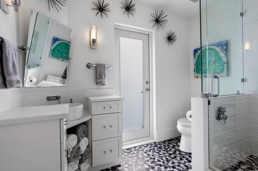 ADMIRALS COVE - Residential