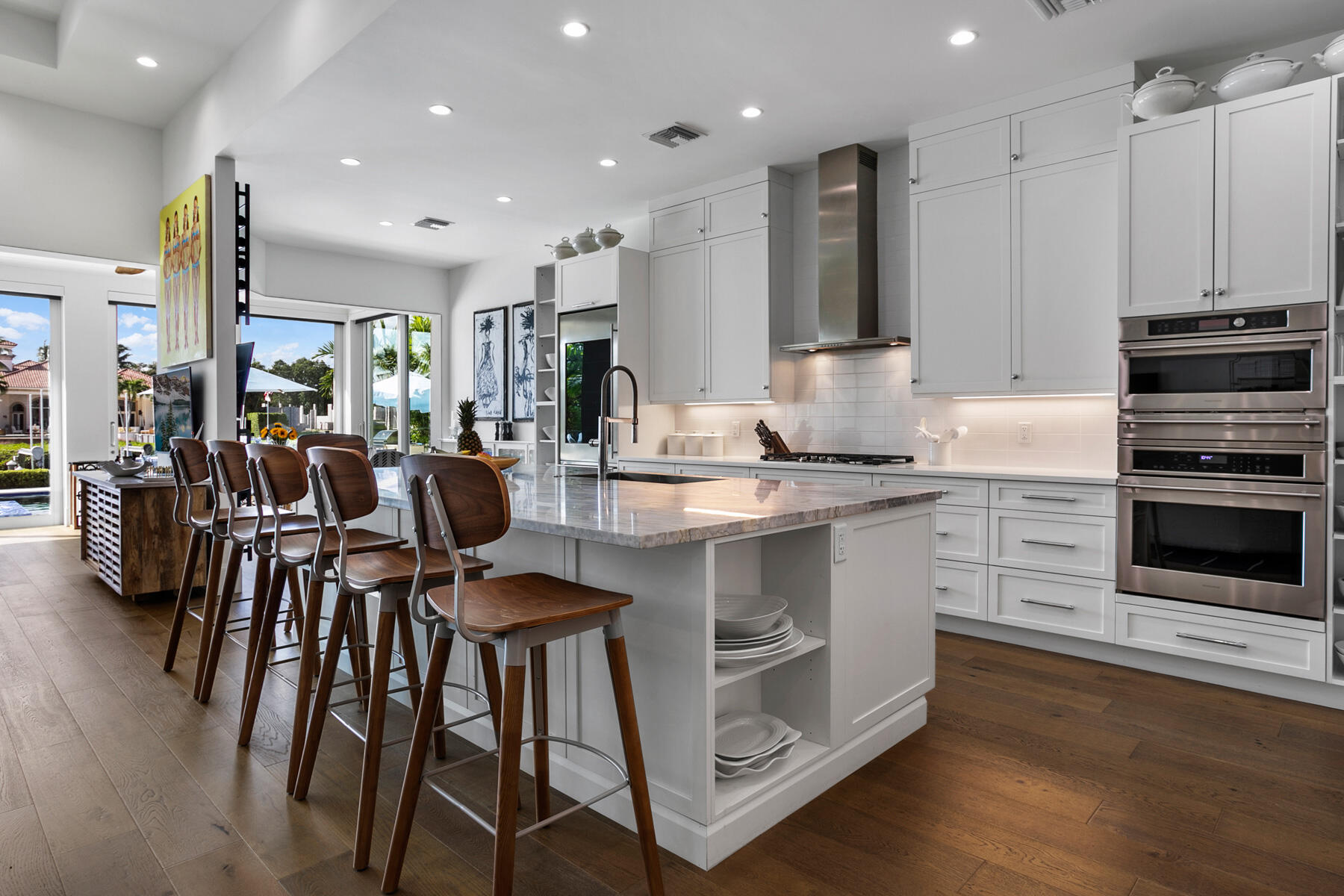 ADMIRALS COVE - Residential