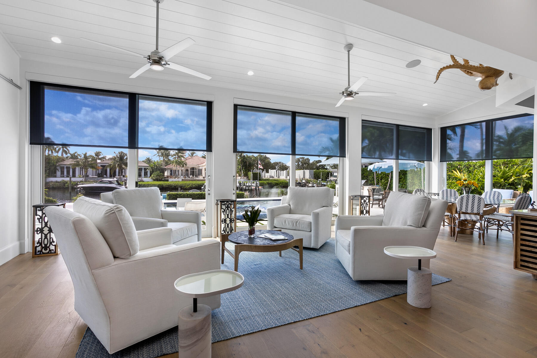 ADMIRALS COVE - Residential