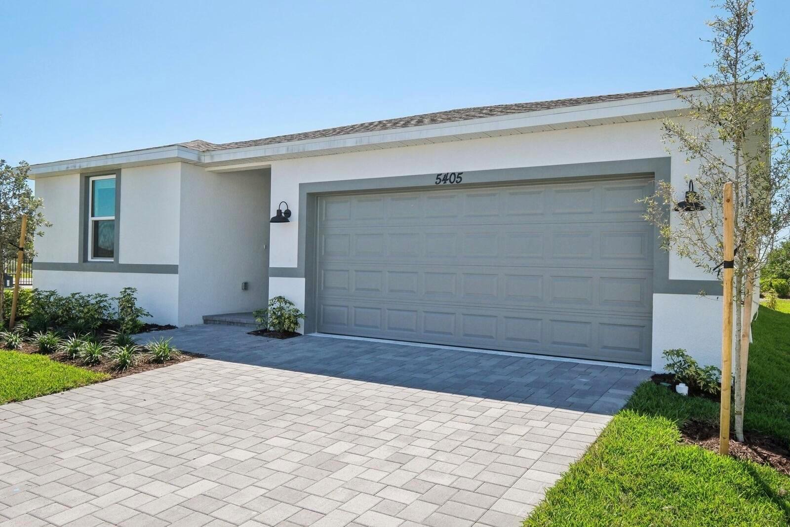 5405 Hampton Park Circle