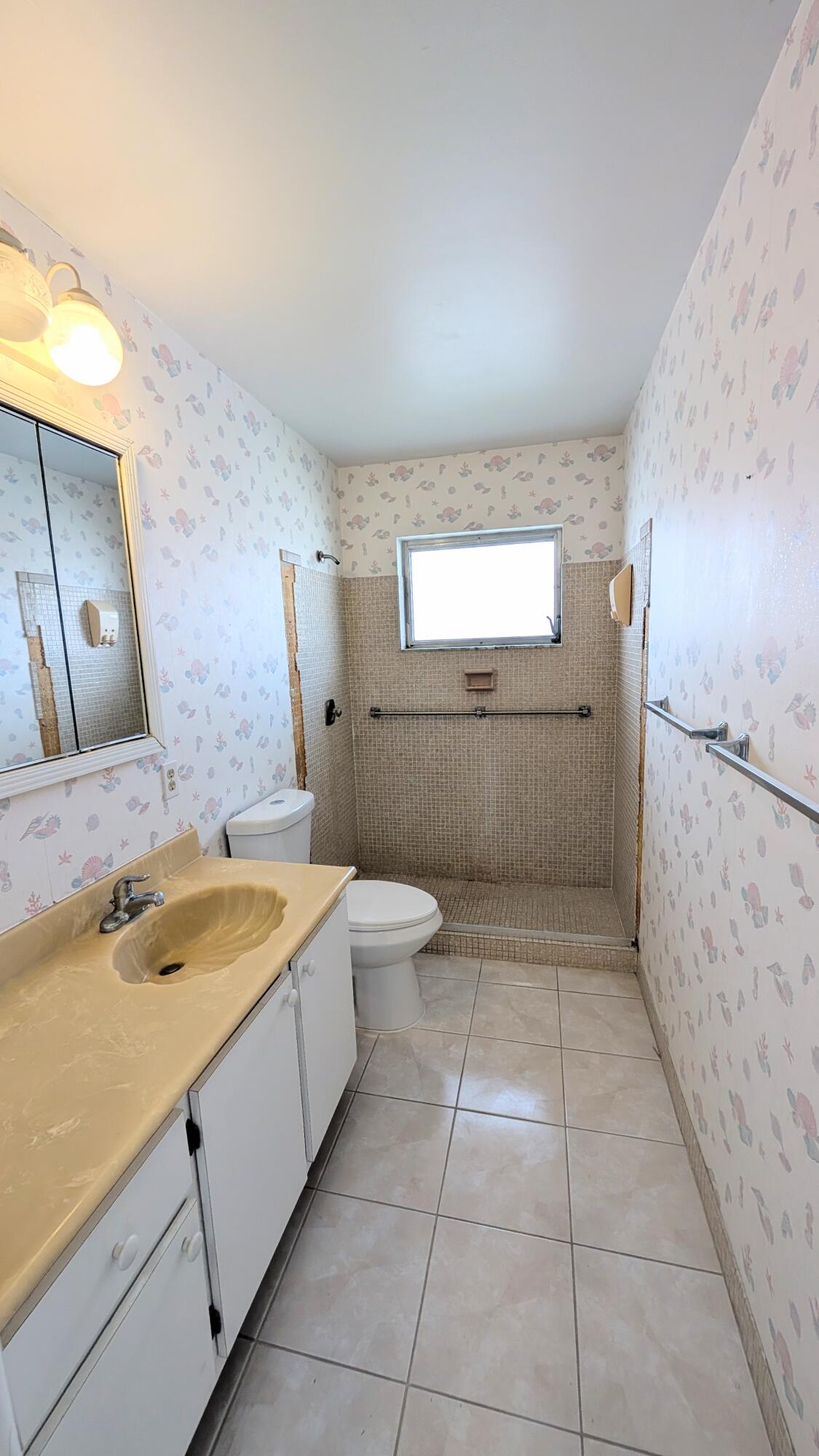 CRESTHAVEN CONDO TOWNHOMES SEC 2 - Residential