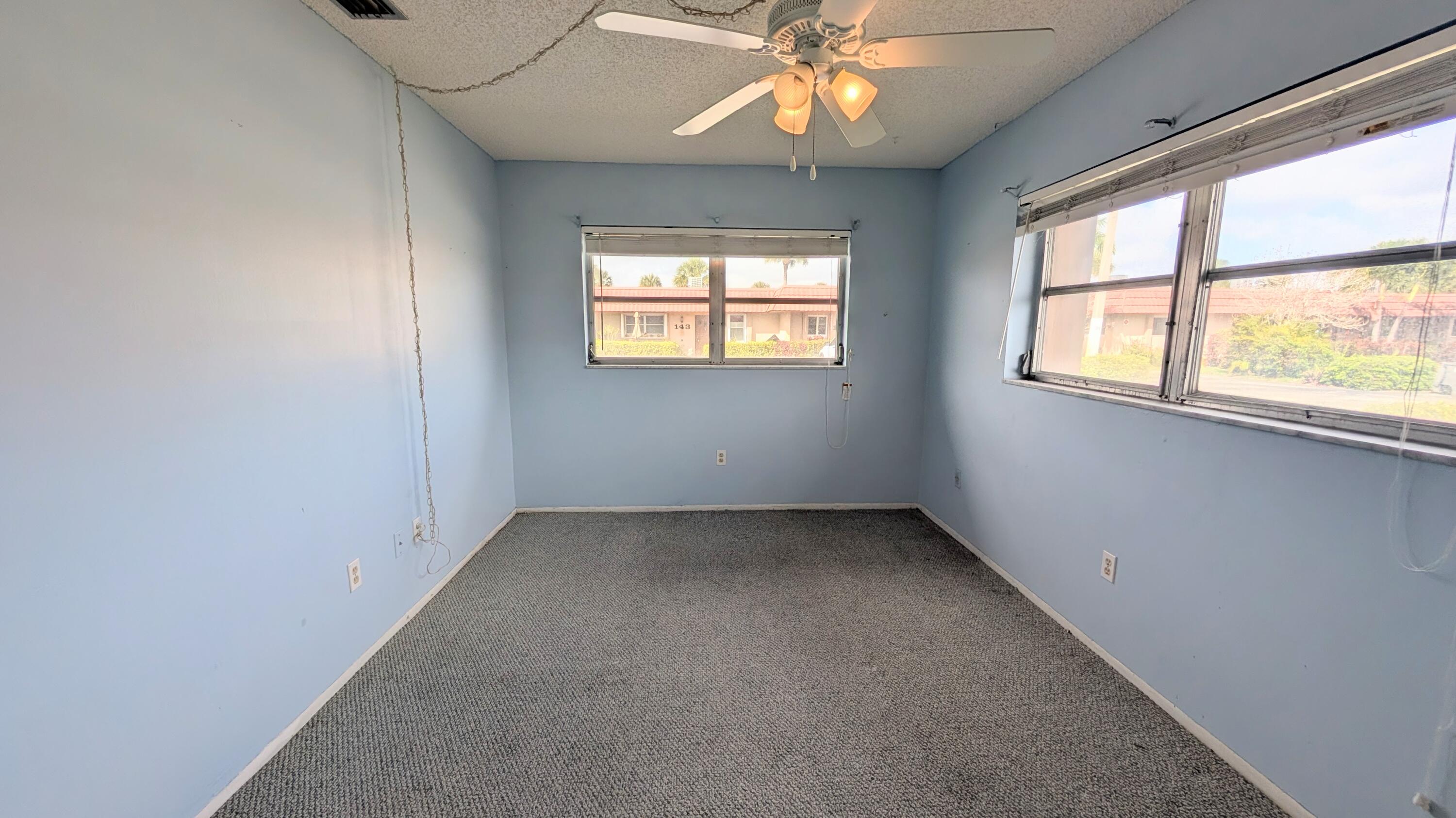 CRESTHAVEN CONDO TOWNHOMES SEC 2 - Residential