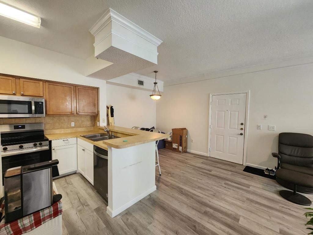 Photo of 2103 Myrtlewood Circle E #2103, Palm Beach Gardens, FL 33418 (MLS # R11105783)