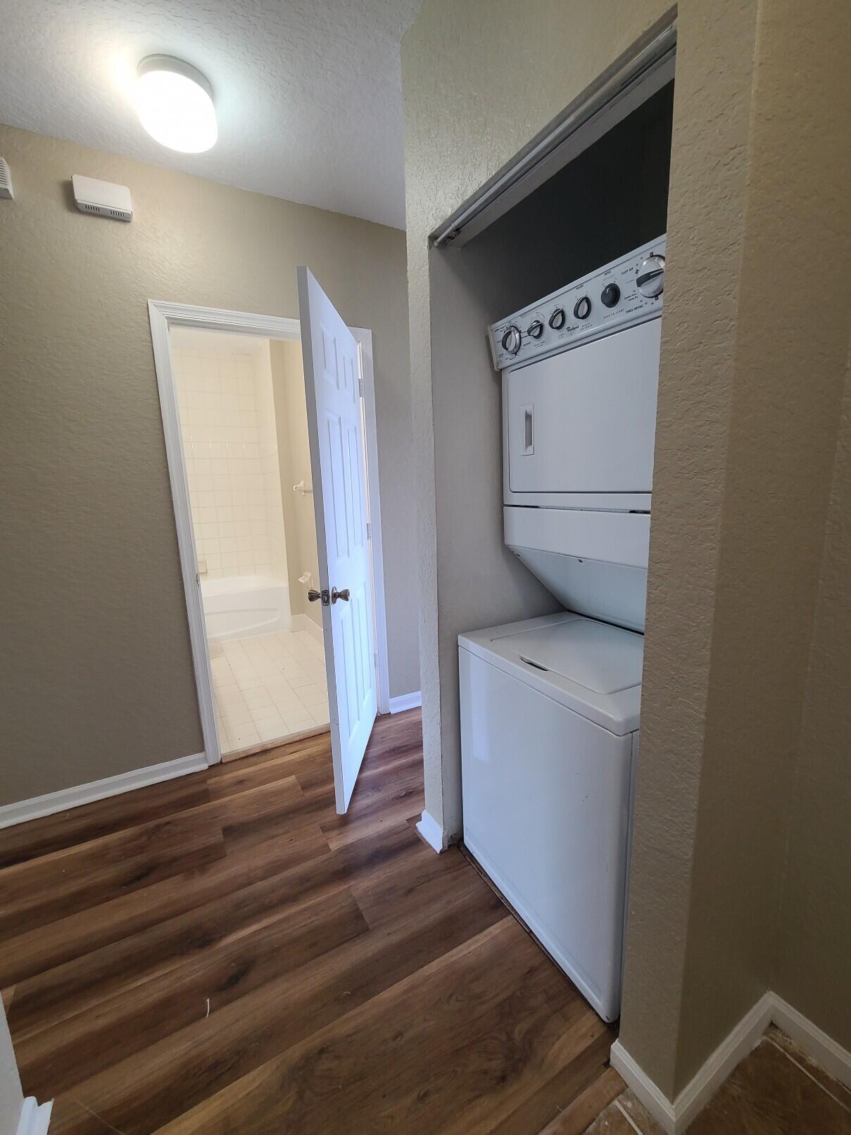 BELVEDERE ISLES CONDO NO 3 - Residential Lease