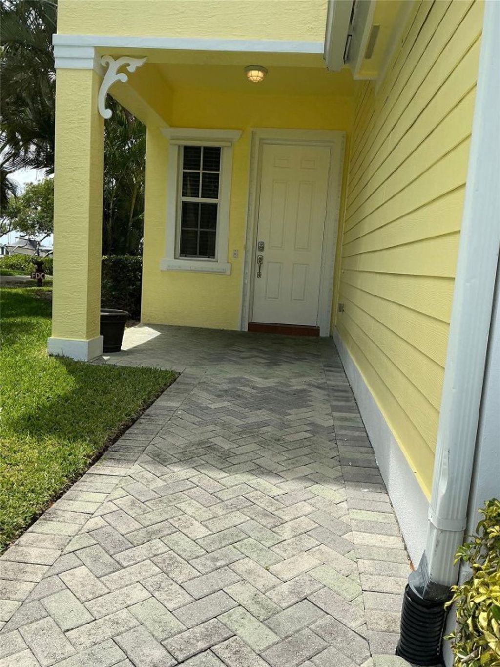 Photo of 1106 Mariner Bay Boulevard #4, Fort Pierce, FL 34949 (MLS # F10499369)