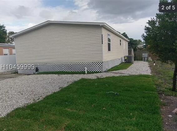 CARLAN MOBILE HOME PARK - Residential Lease