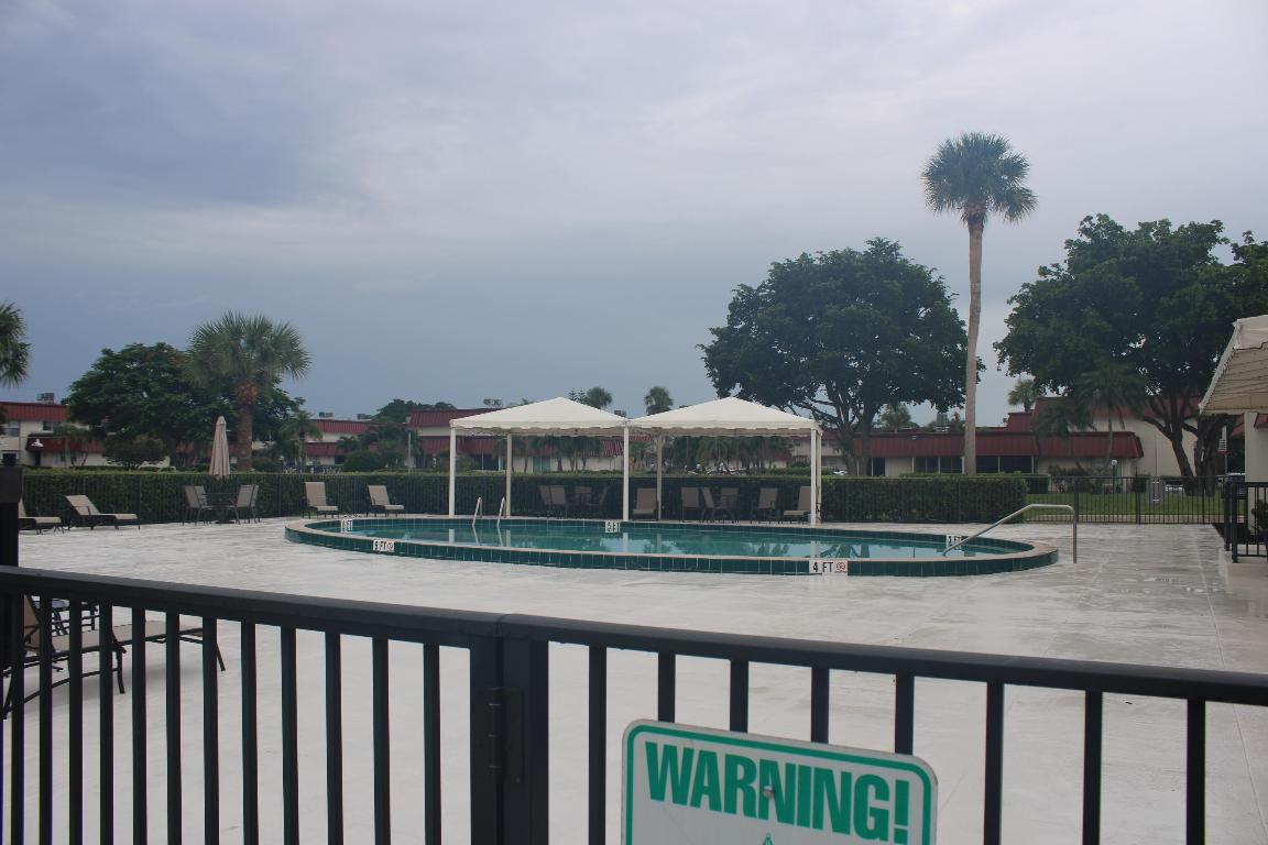 GREENWAY VILLAGE SOUTH CONDO 4 - Residential