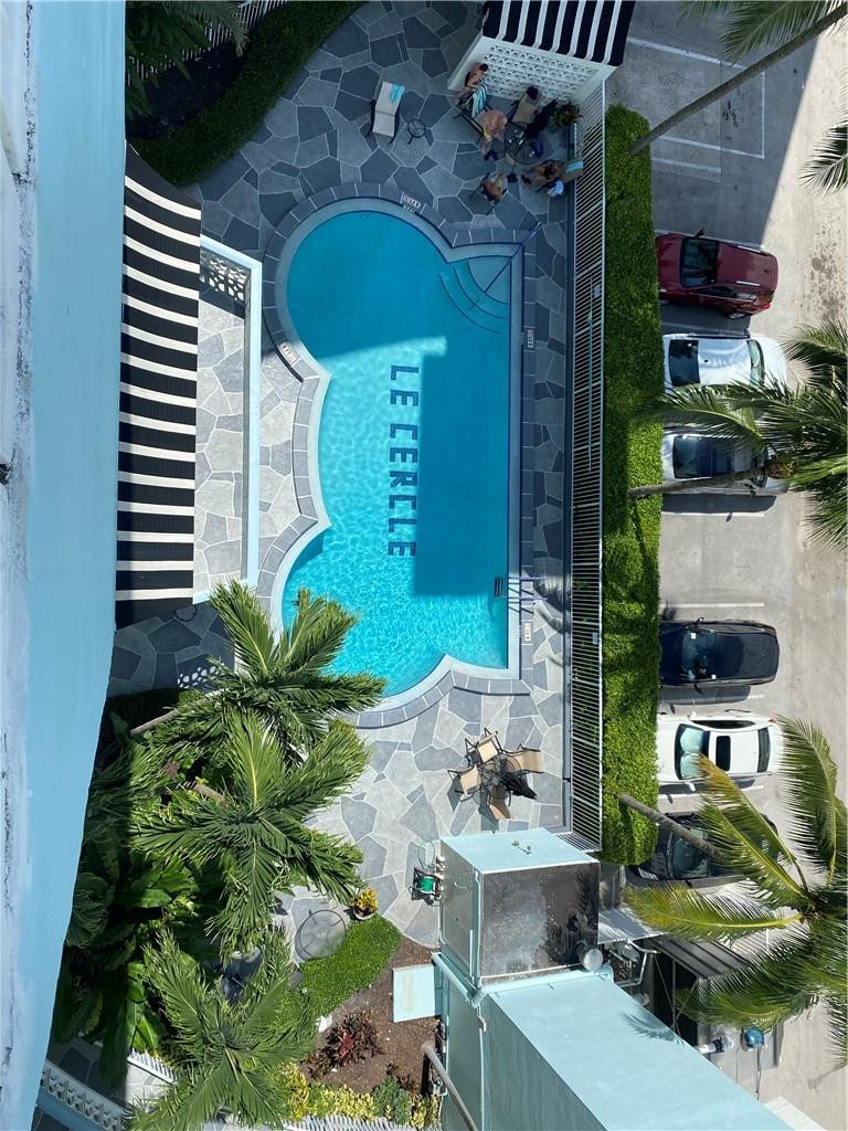 Le Cercle By The Beach - Residential