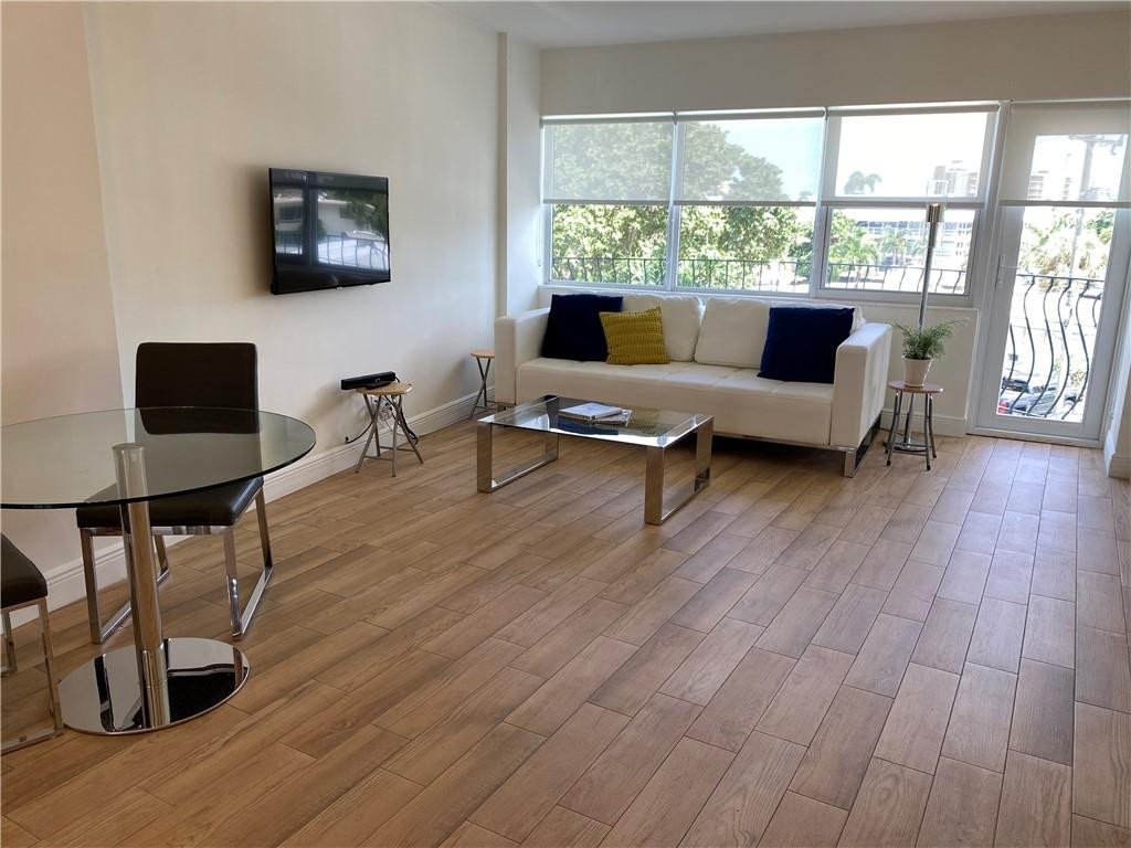 Le Cercle By The Beach - Residential