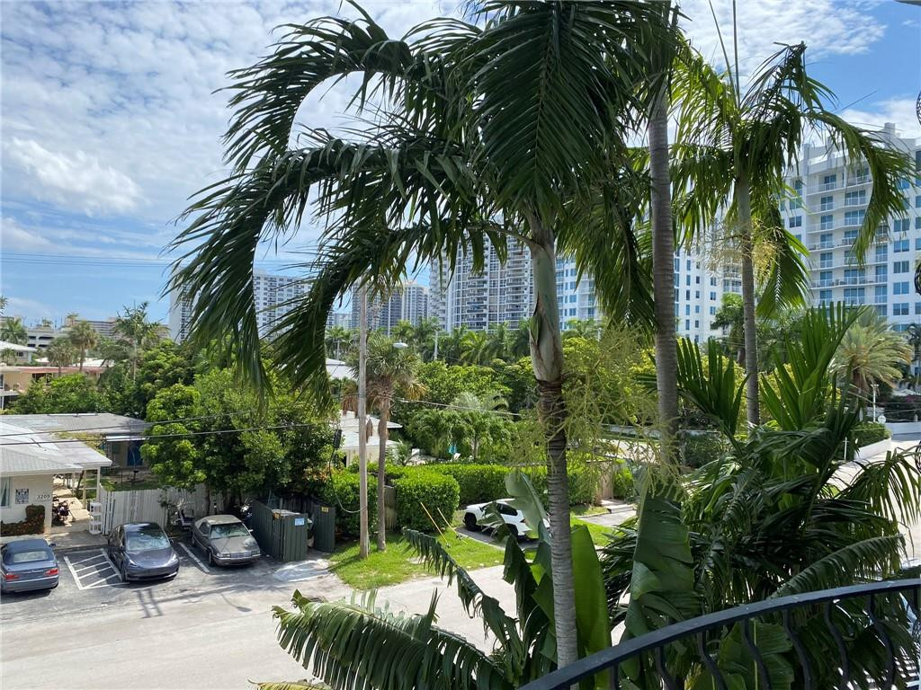 Le Cercle By The Beach - Residential