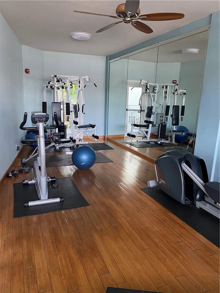 Le Cercle By The Beach - Residential