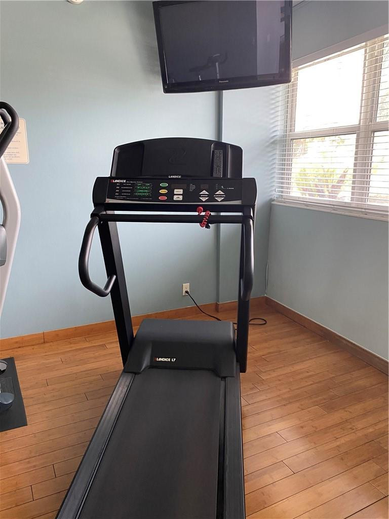 Le Cercle By The Beach - Residential