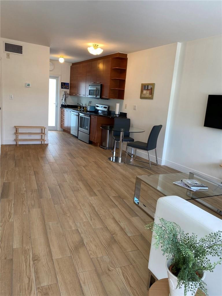 Le Cercle By The Beach - Residential