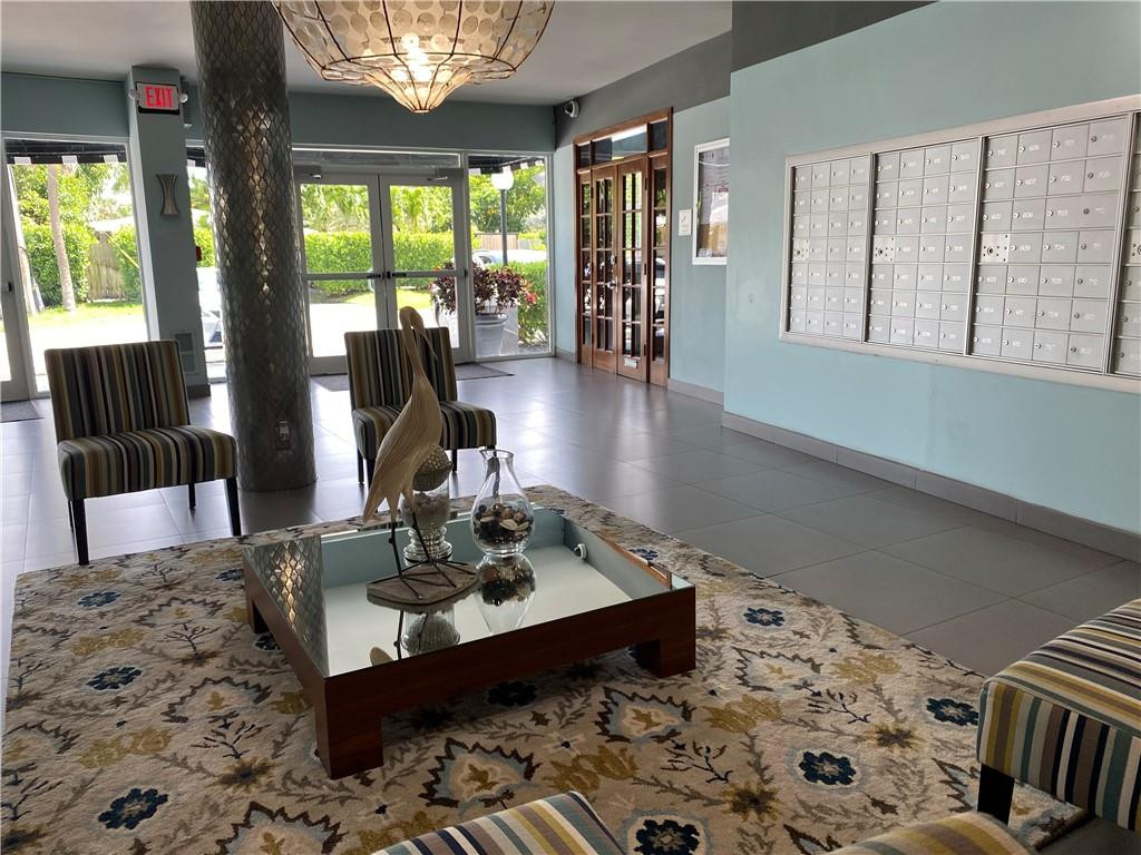 Le Cercle By The Beach - Residential