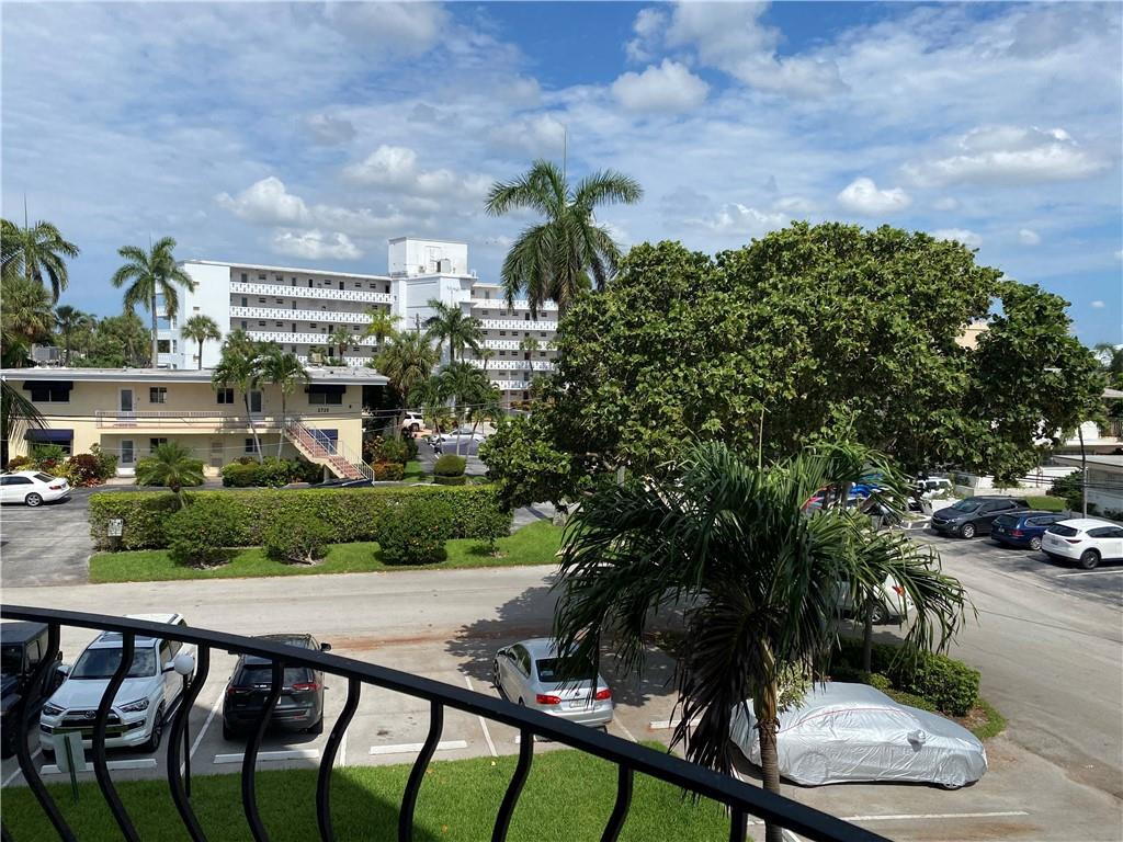 Le Cercle By The Beach - Residential