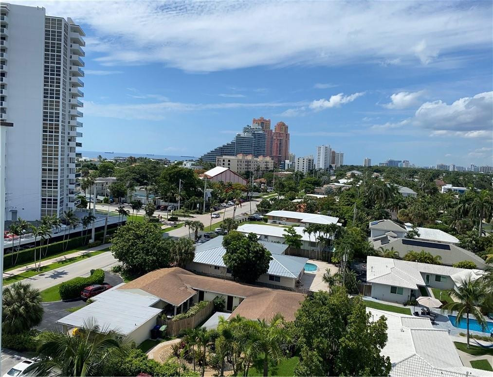 Le Cercle By The Beach - Residential