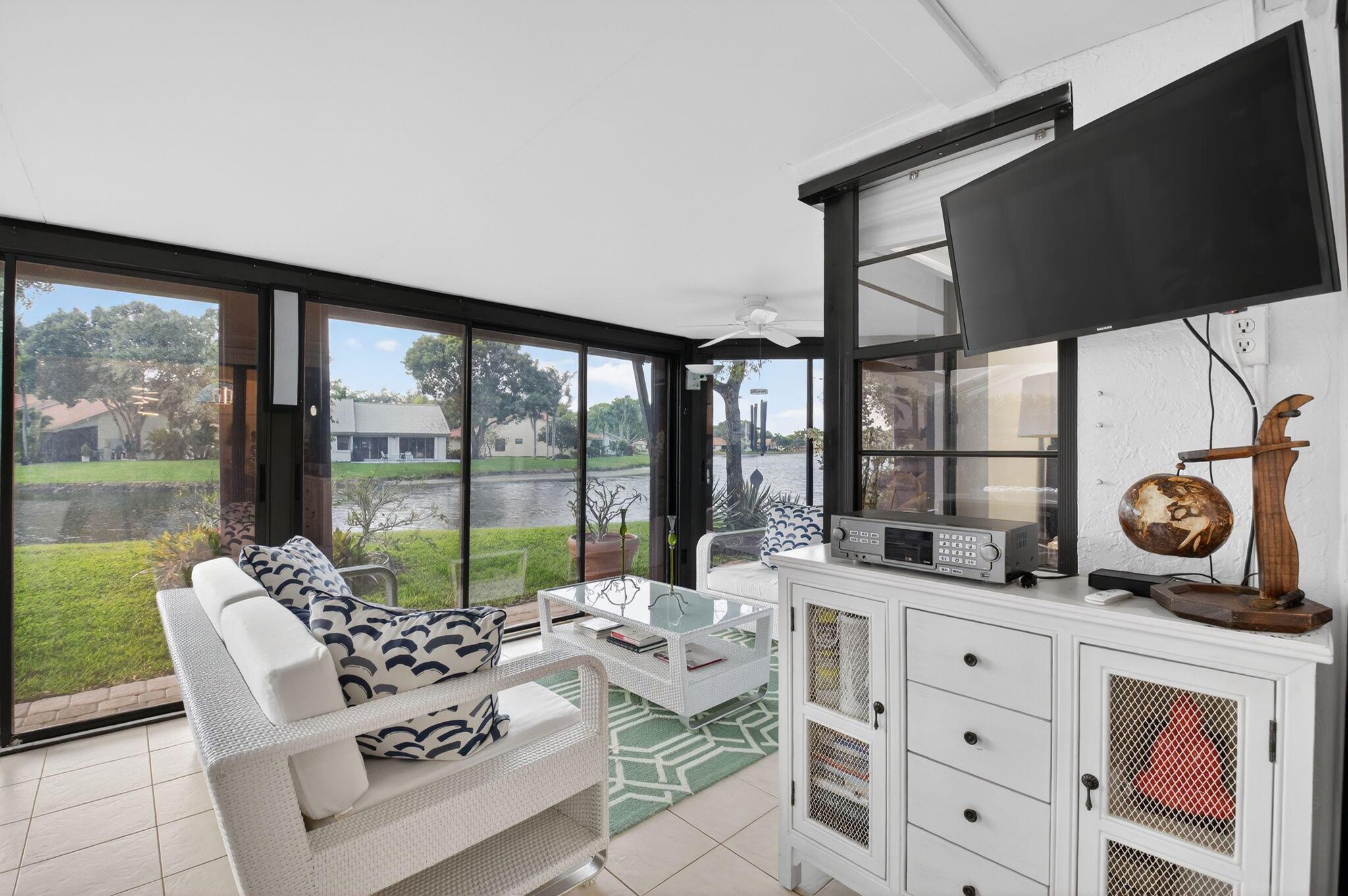 WINDWARD PALM BEACH - Residential