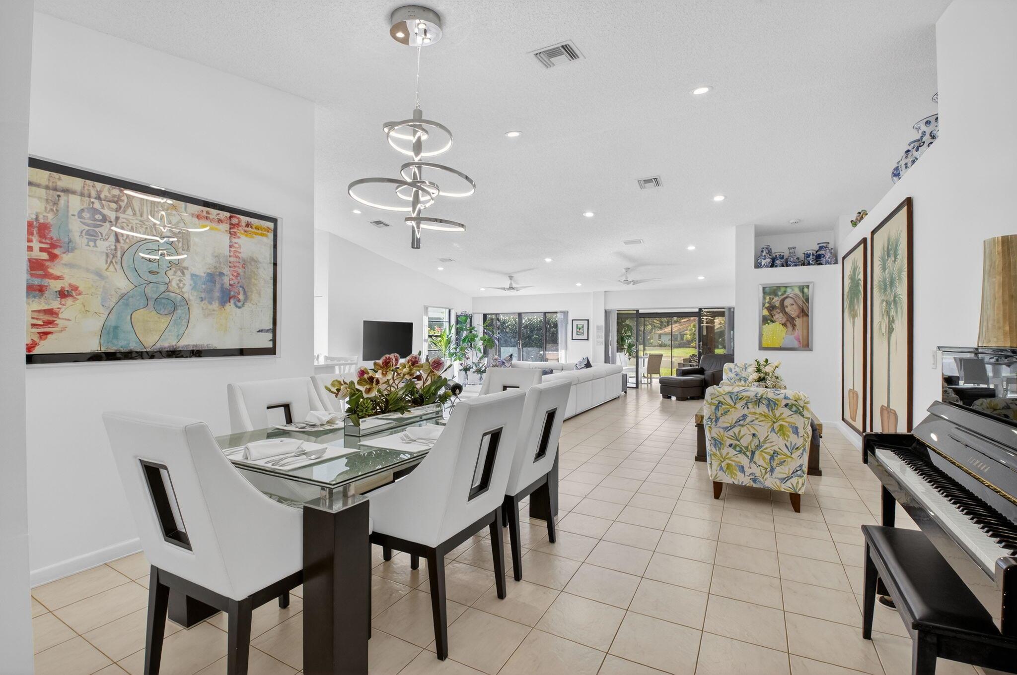 WINDWARD PALM BEACH - Residential