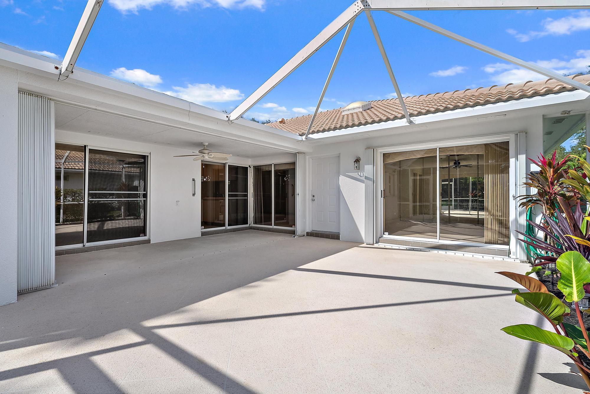 8803 Chapman Oak Court