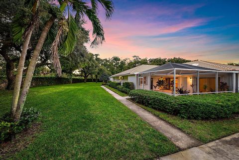 8803 Chapman Oak Court Palm Beach Gardens FL 33410