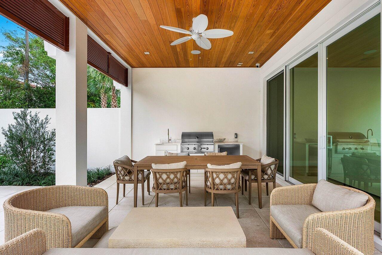 KENMONT - Residential Lease