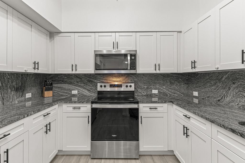 Photo of 250 Crestwood Circle #102, Royal Palm Beach, FL 33411 (MLS # R11162524)