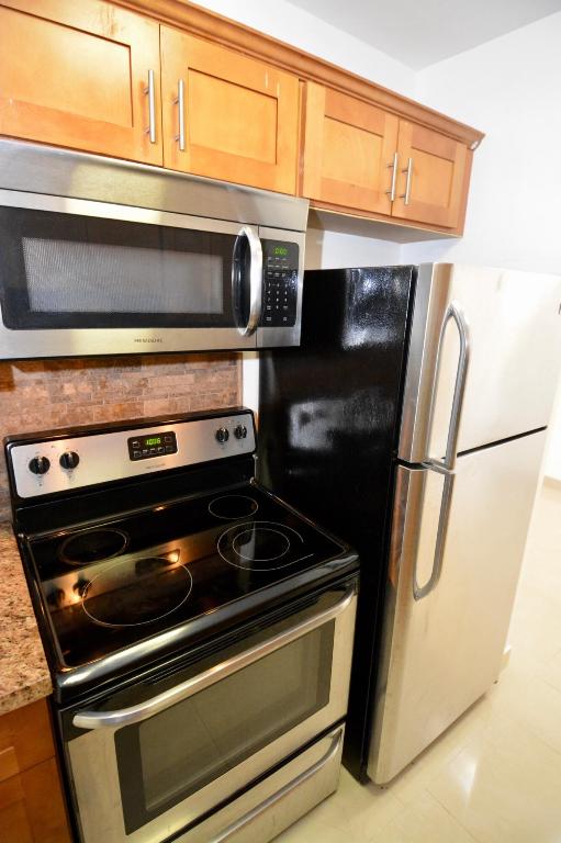 COLONY TERRACE APTS CO-OP - Residential Lease