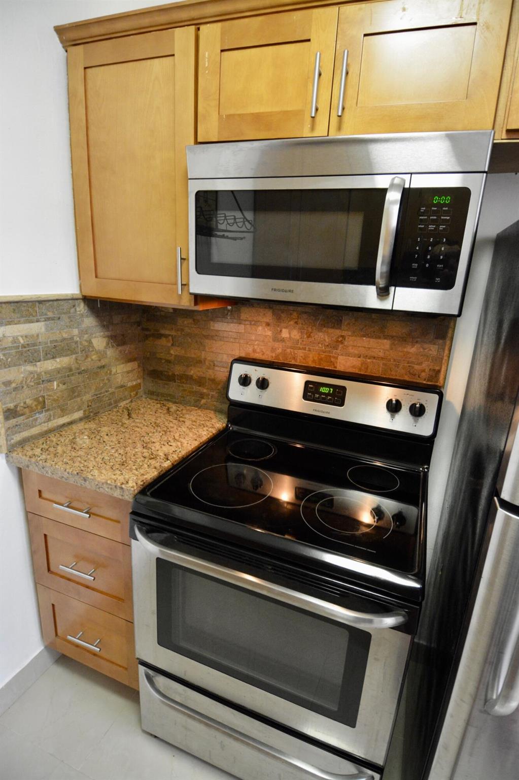 COLONY TERRACE APTS CO-OP - Residential Lease