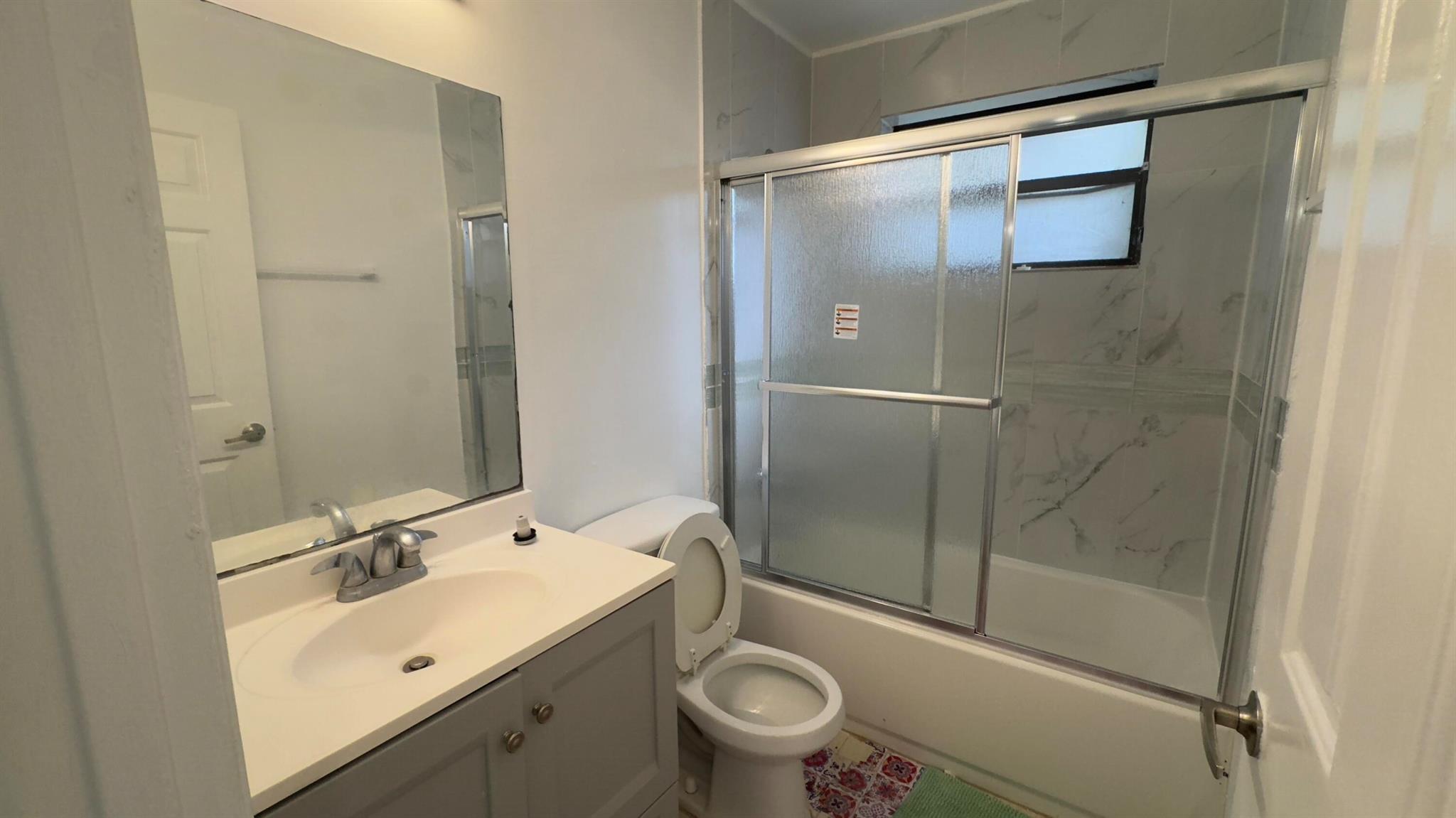 FOUNTAINVIEW CONDO - Residential Lease