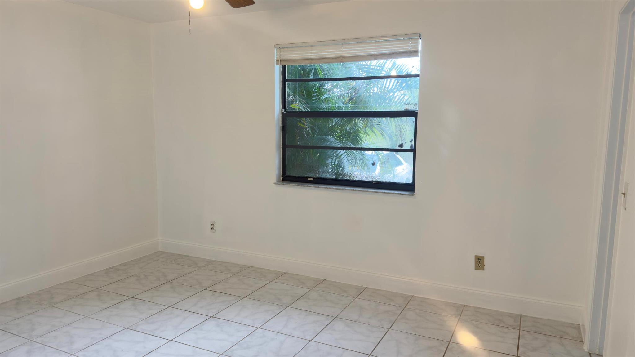 FOUNTAINVIEW CONDO - Residential Lease